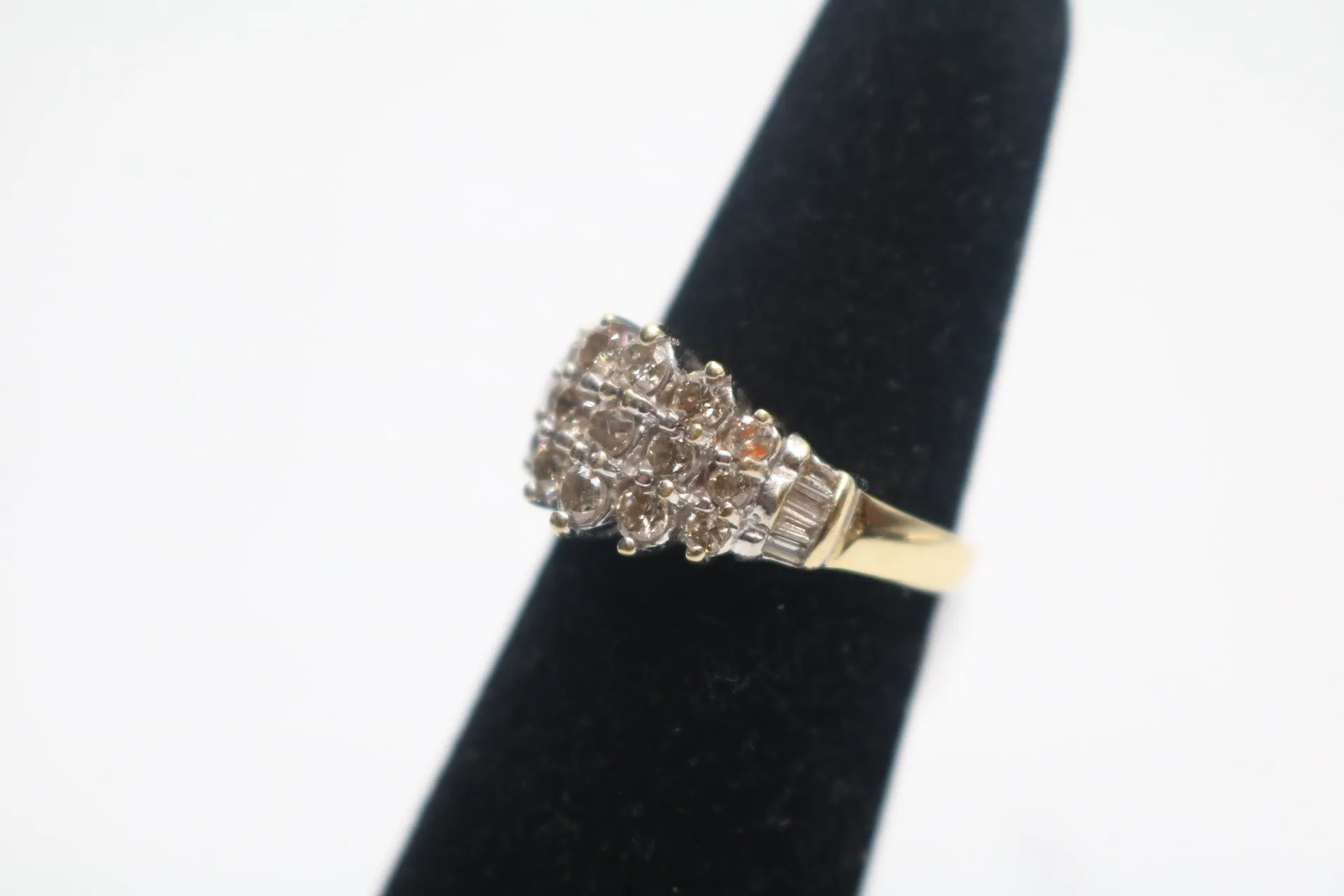 14K Yellow Gold Diamond Cluster Ring (Size 6 3/4)