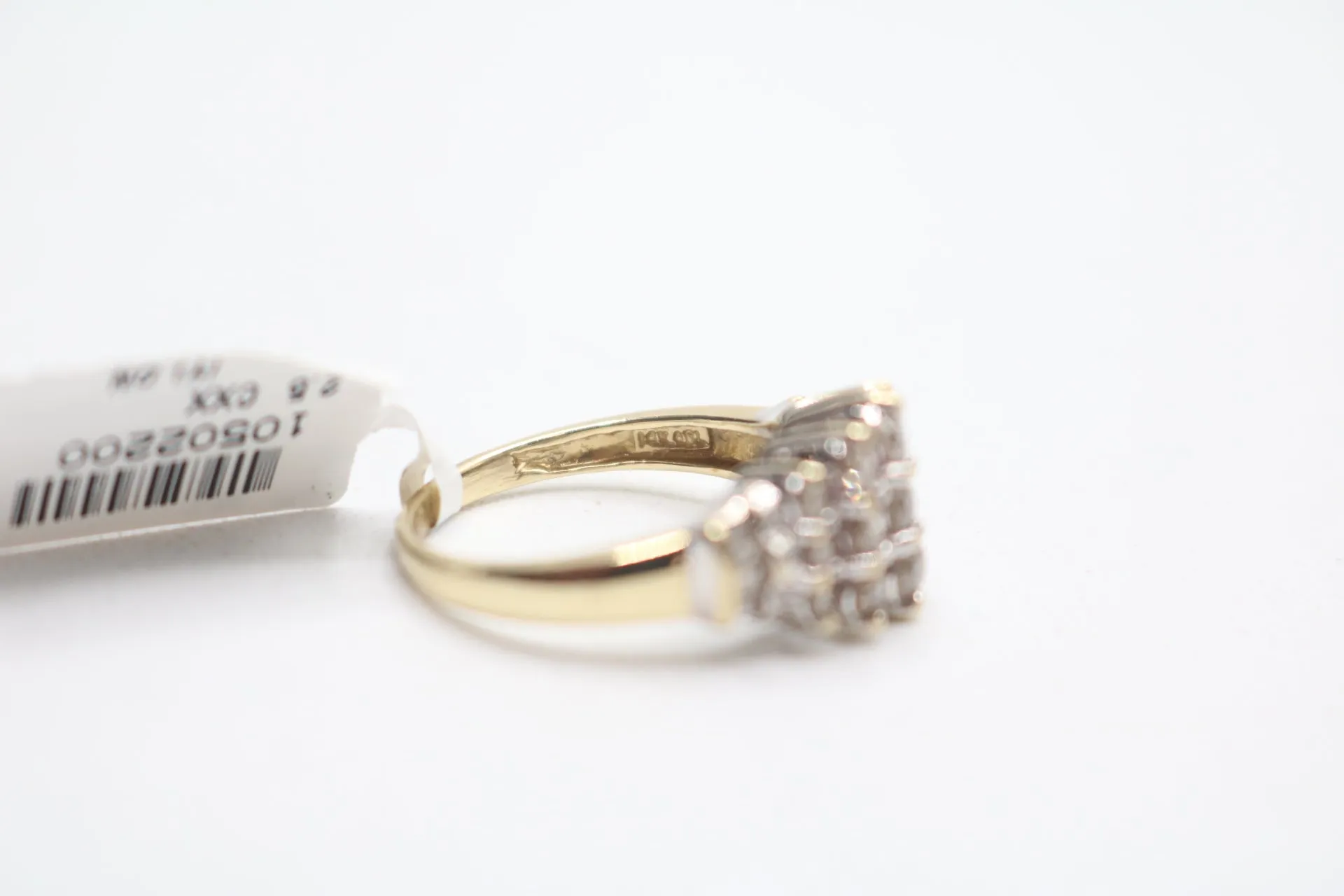 14K Yellow Gold Diamond Cluster Ring (Size 6 3/4)