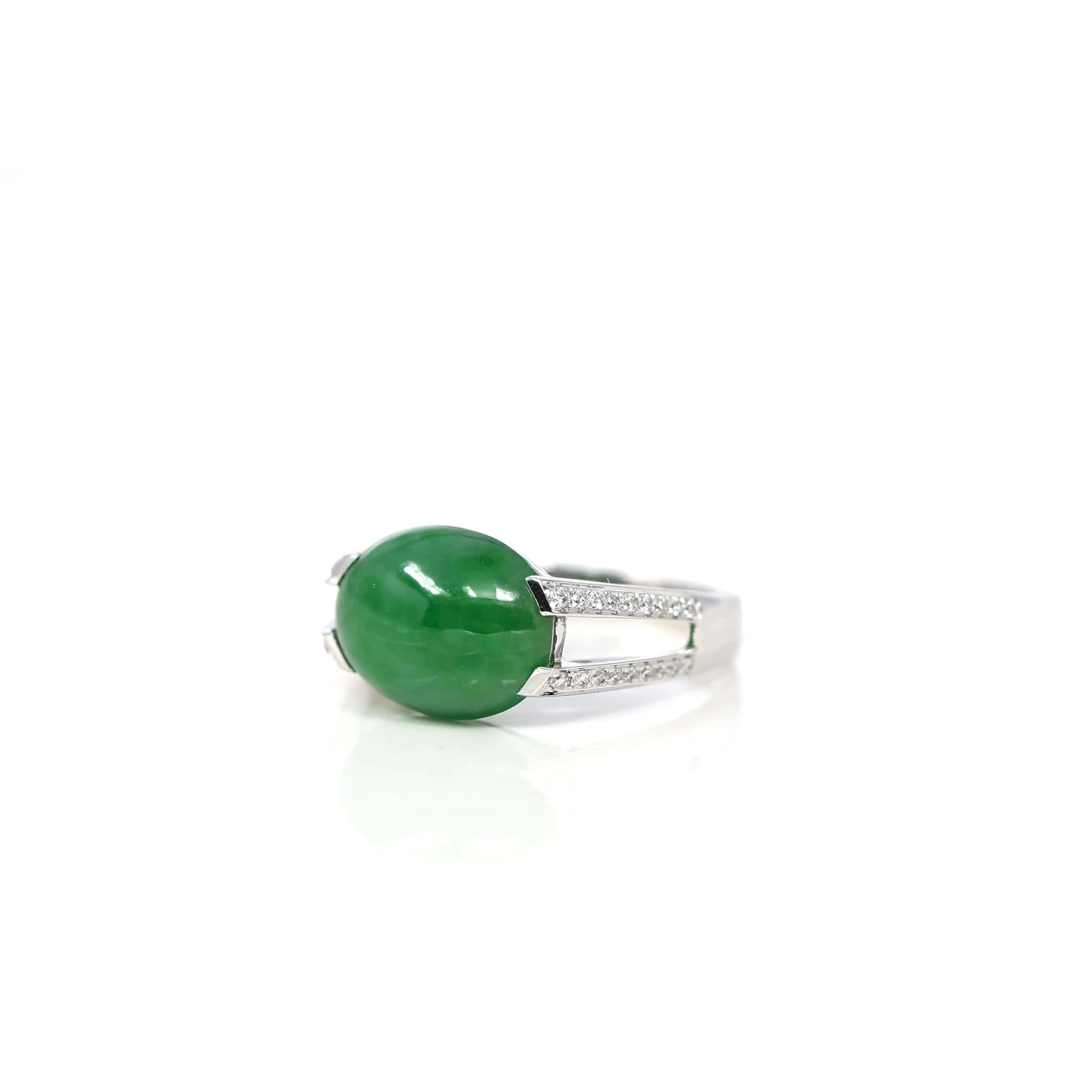 18k White Gold Natural Imperial Green Oval Jadeite Jade Engagement Ring With Diamonds