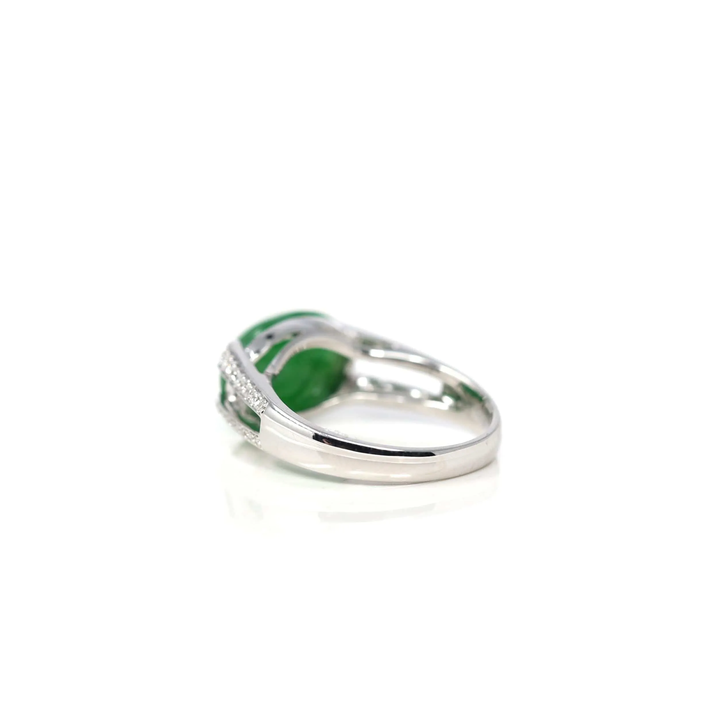 18k White Gold Natural Imperial Green Oval Jadeite Jade Engagement Ring With Diamonds