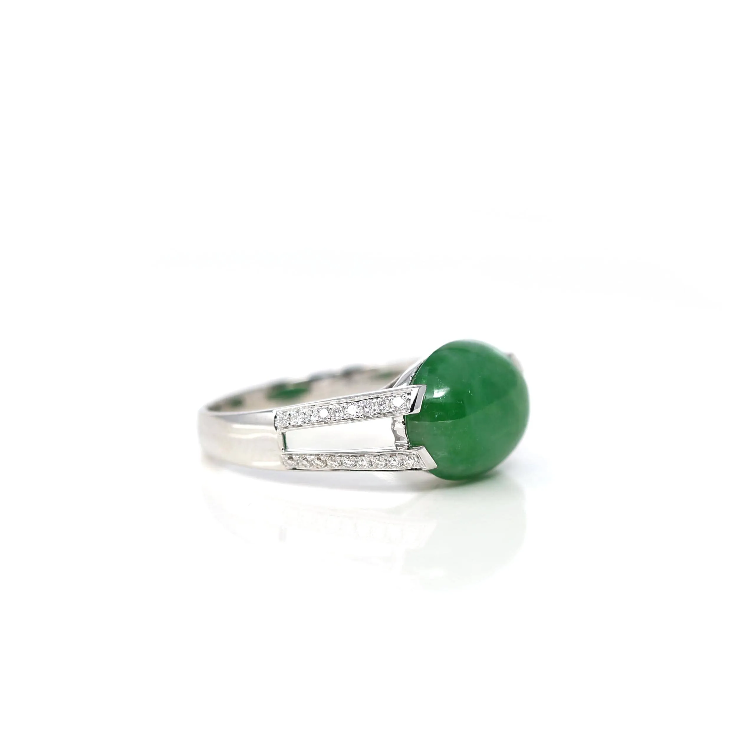 18k White Gold Natural Imperial Green Oval Jadeite Jade Engagement Ring With Diamonds