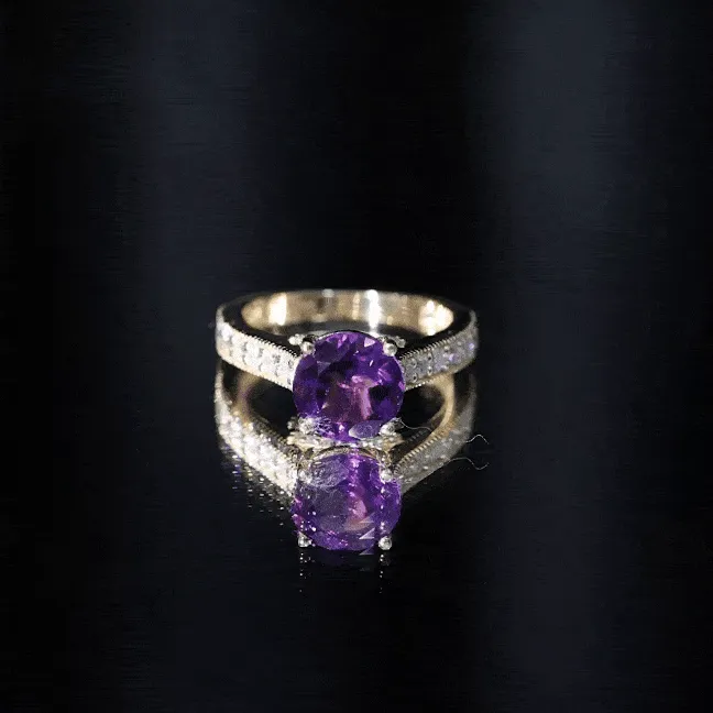 2.25 CT Round Amethyst Solitaire Engagement Ring with Moissanite Accents