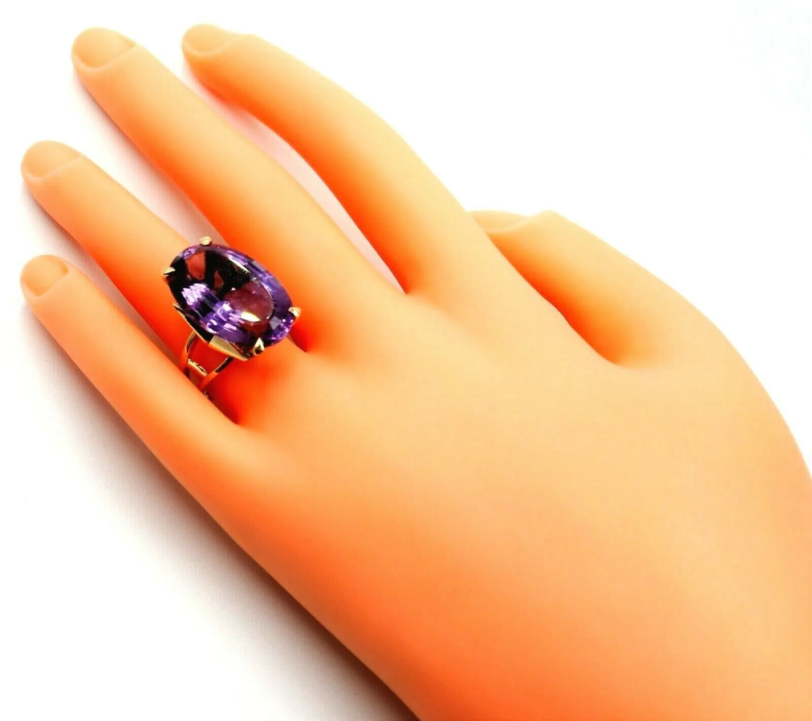 Amethyst 9ct Yellow Gold Dress Ring