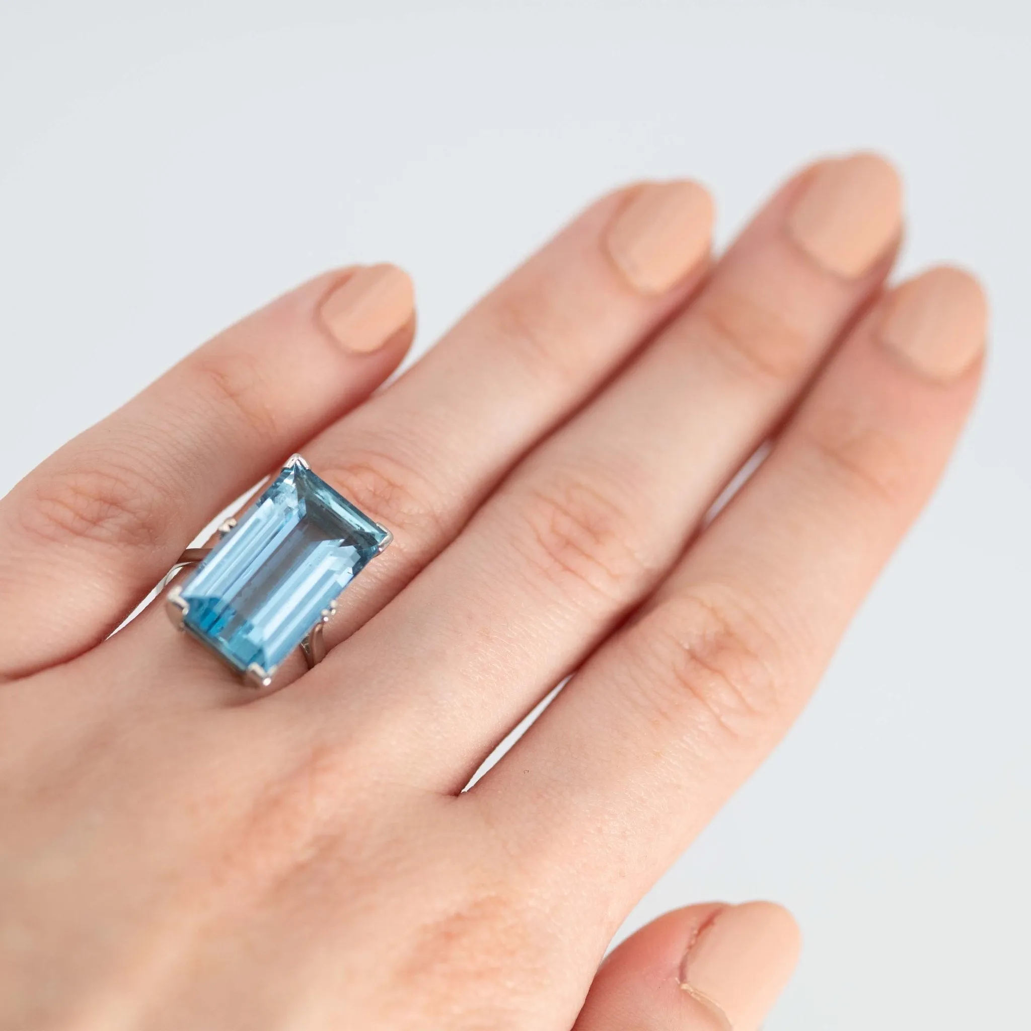 Art Deco 1930's Platinum 12 Carat Aquamarine Ring