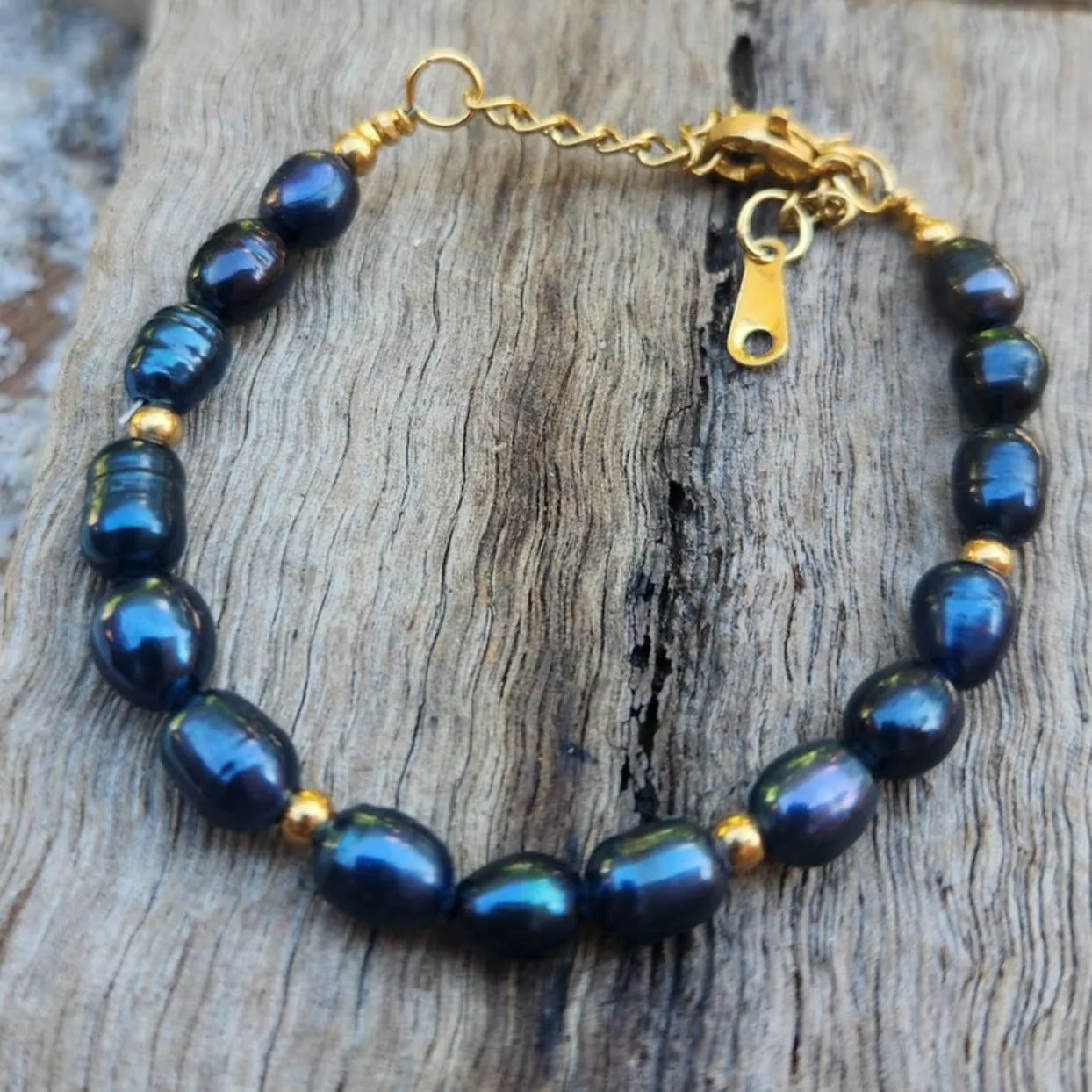 BLACK BAROQUE PEARL WATERPROOF 18K GOLD BRACELET