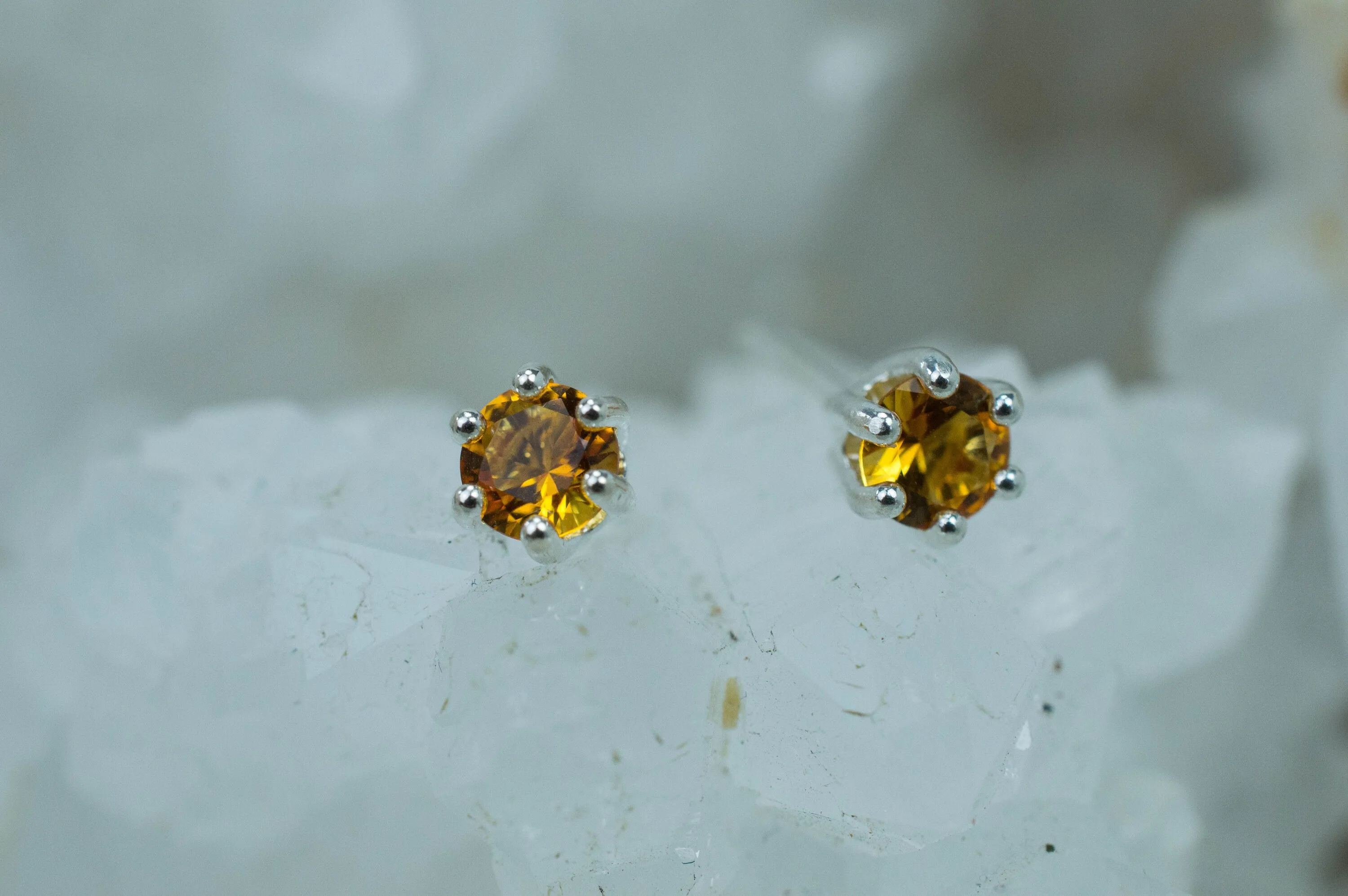 Citrine Earrings; Natural Untreated Uruguay Citrine; 0.400cts