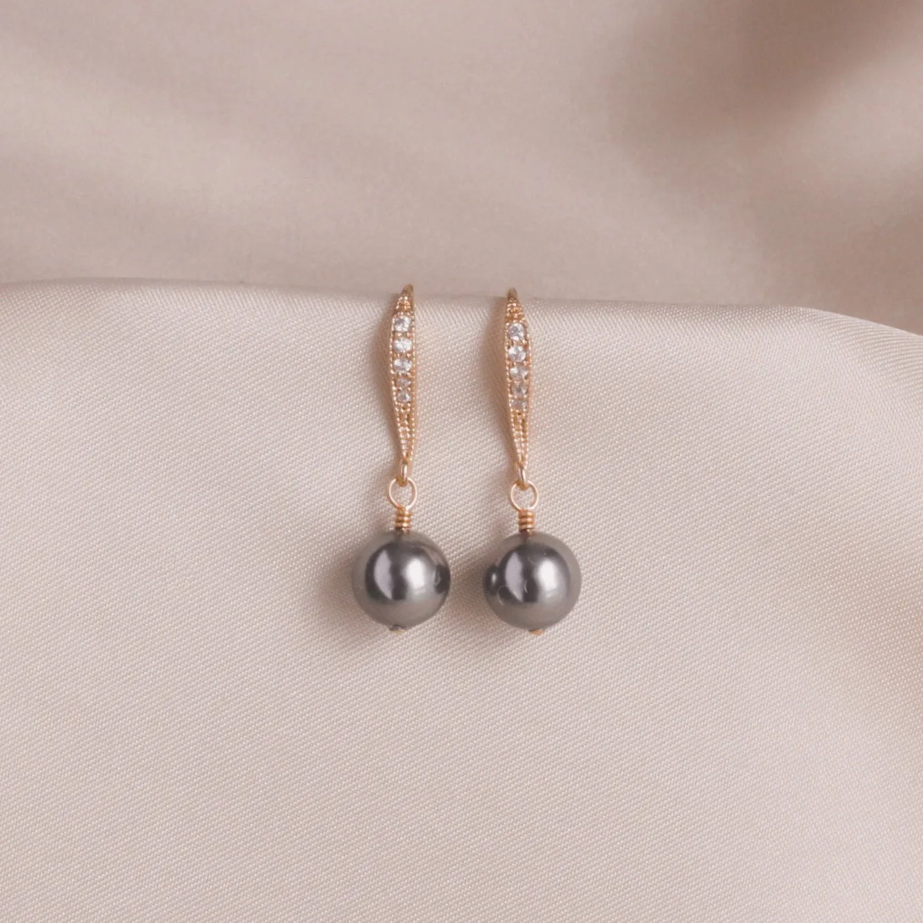 Dark Grey Pearl & Rose Gold Bracelet