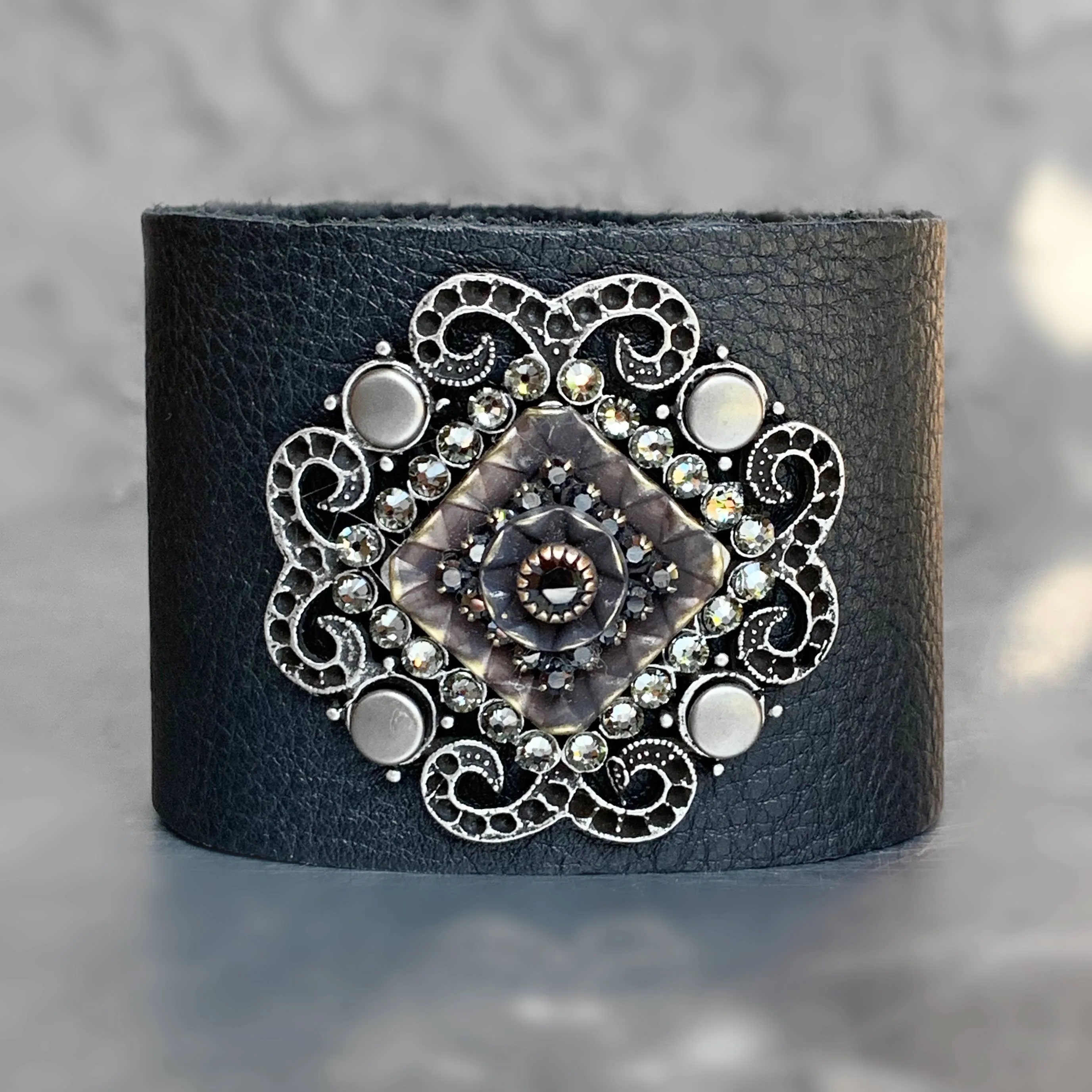 Deluxe Leather Cuff with Swarovski Crystals (Black)