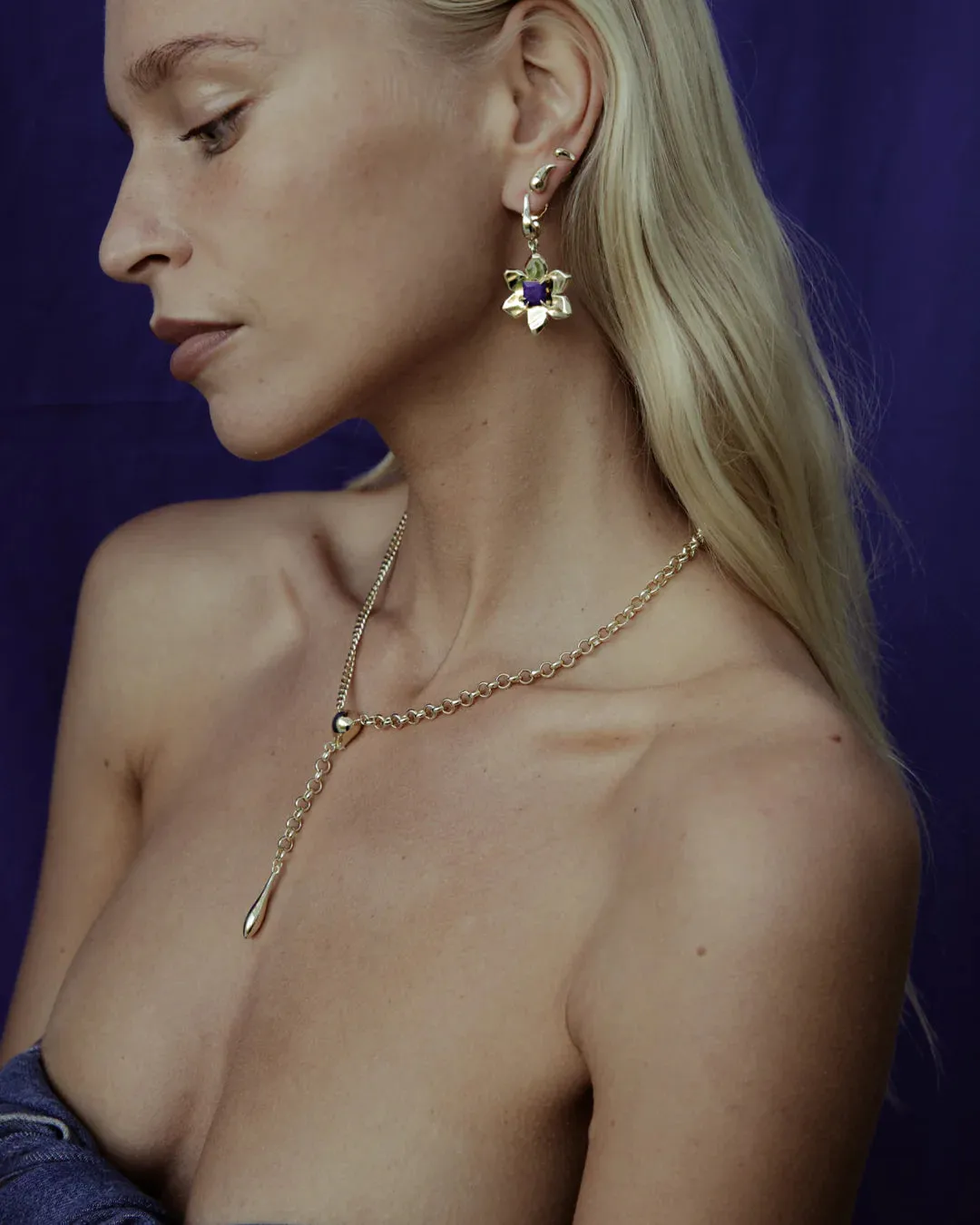 Flower Power Charm Earring - Brass   18K Gold   Lapis