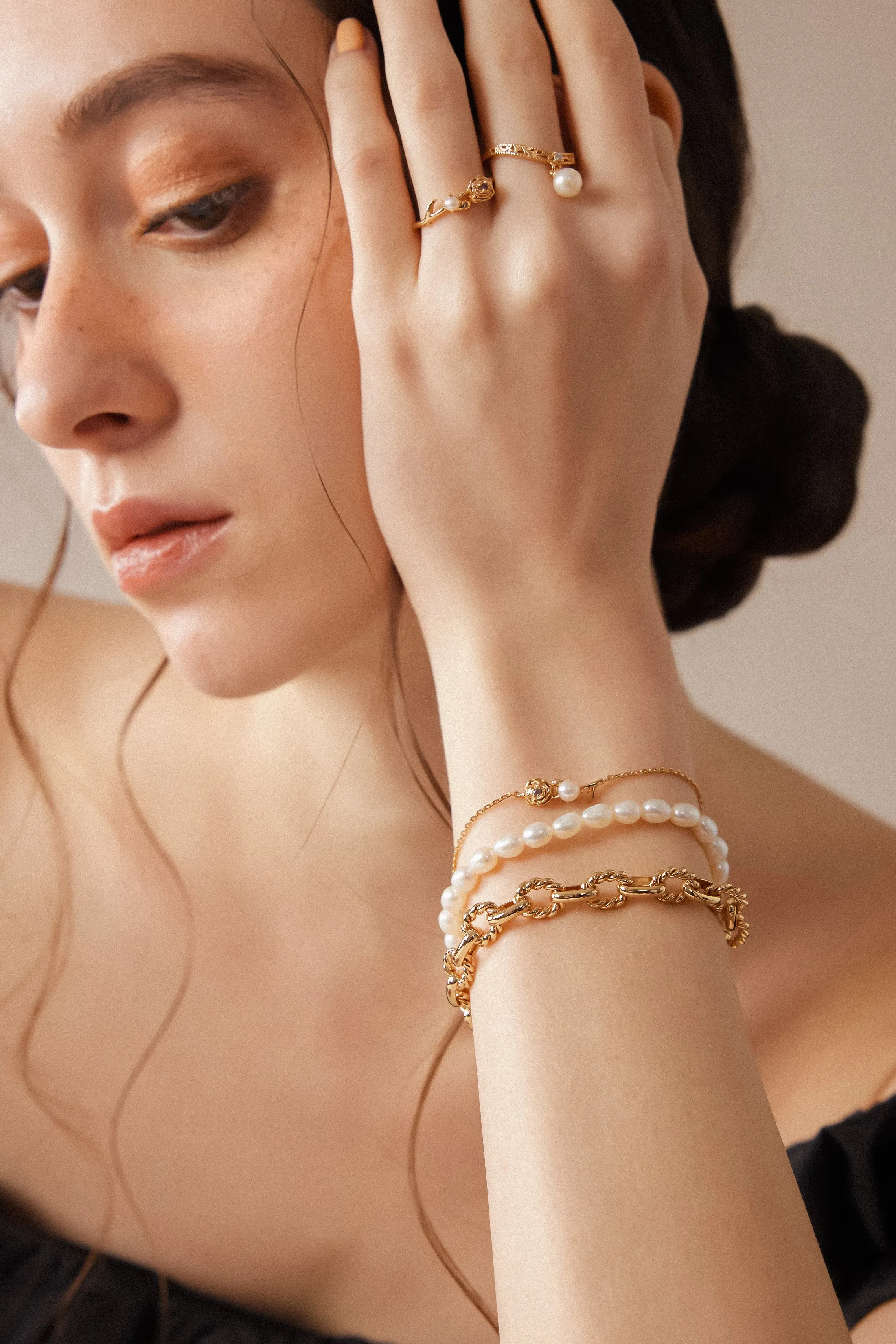 Freshwater Pearl Gold Bracelet - Carnation