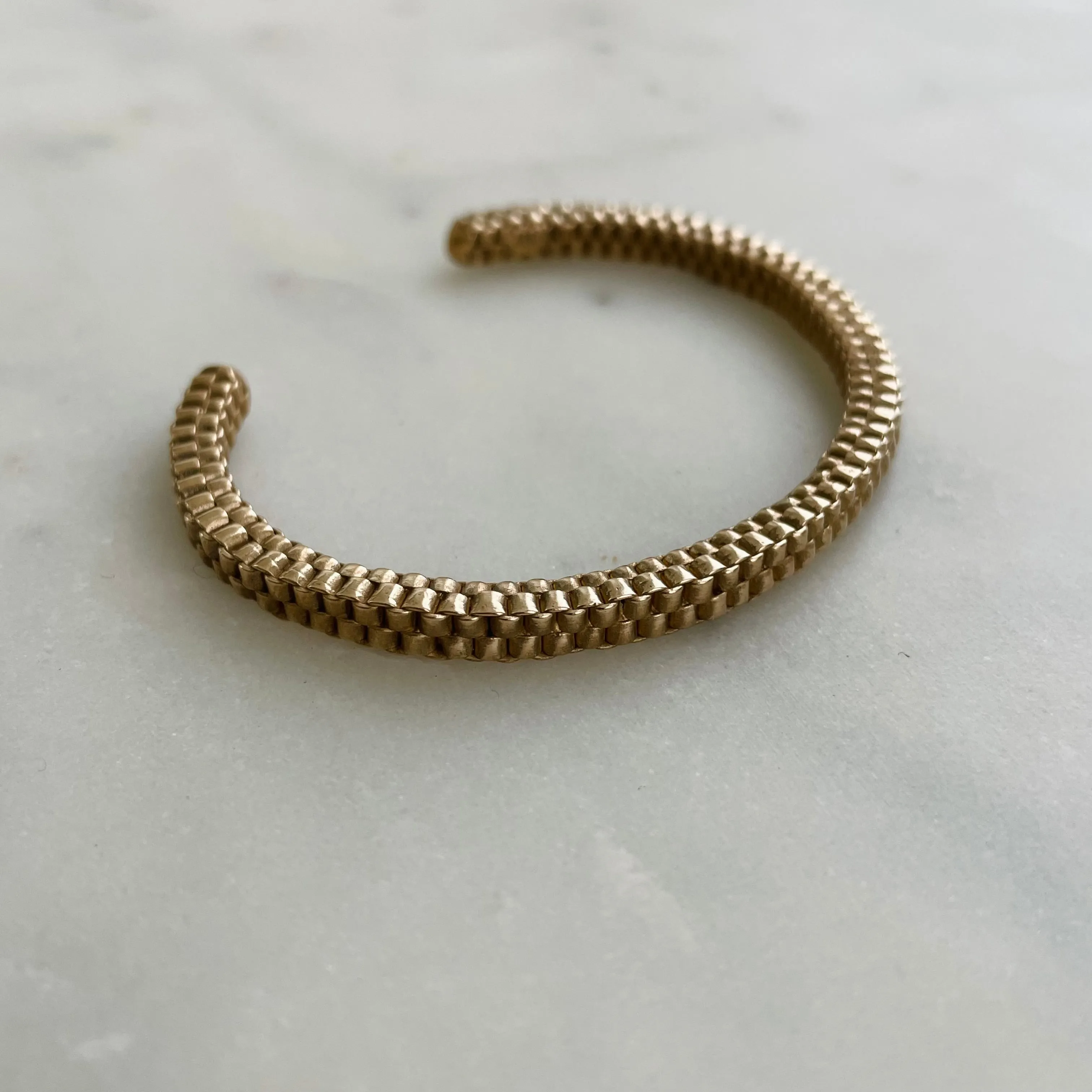 FRIENDSHIP CUFF — ASHLEY