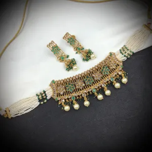 Green Gold Look Necklace Set 17655-4837
