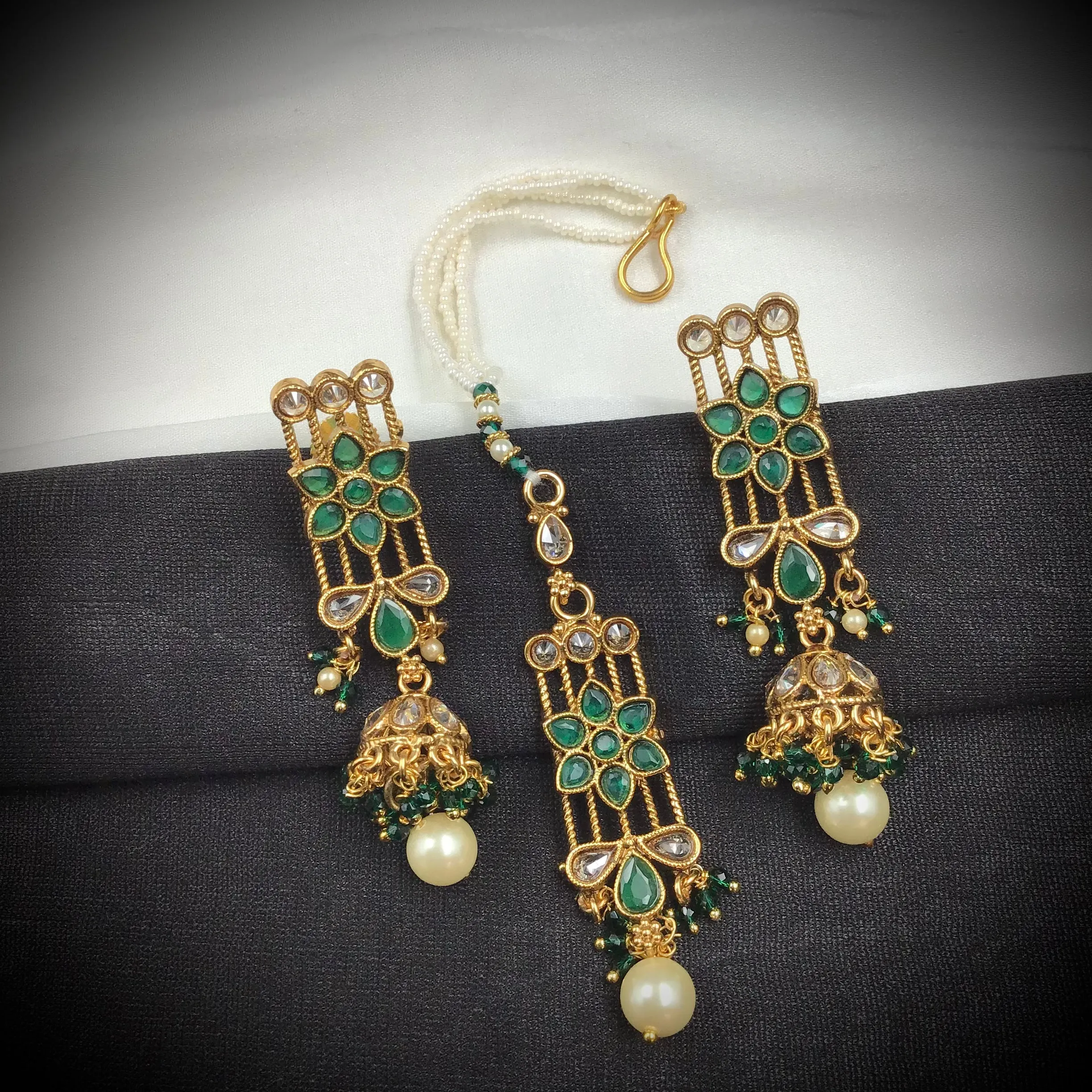 Green Gold Look Necklace Set 17655-4837