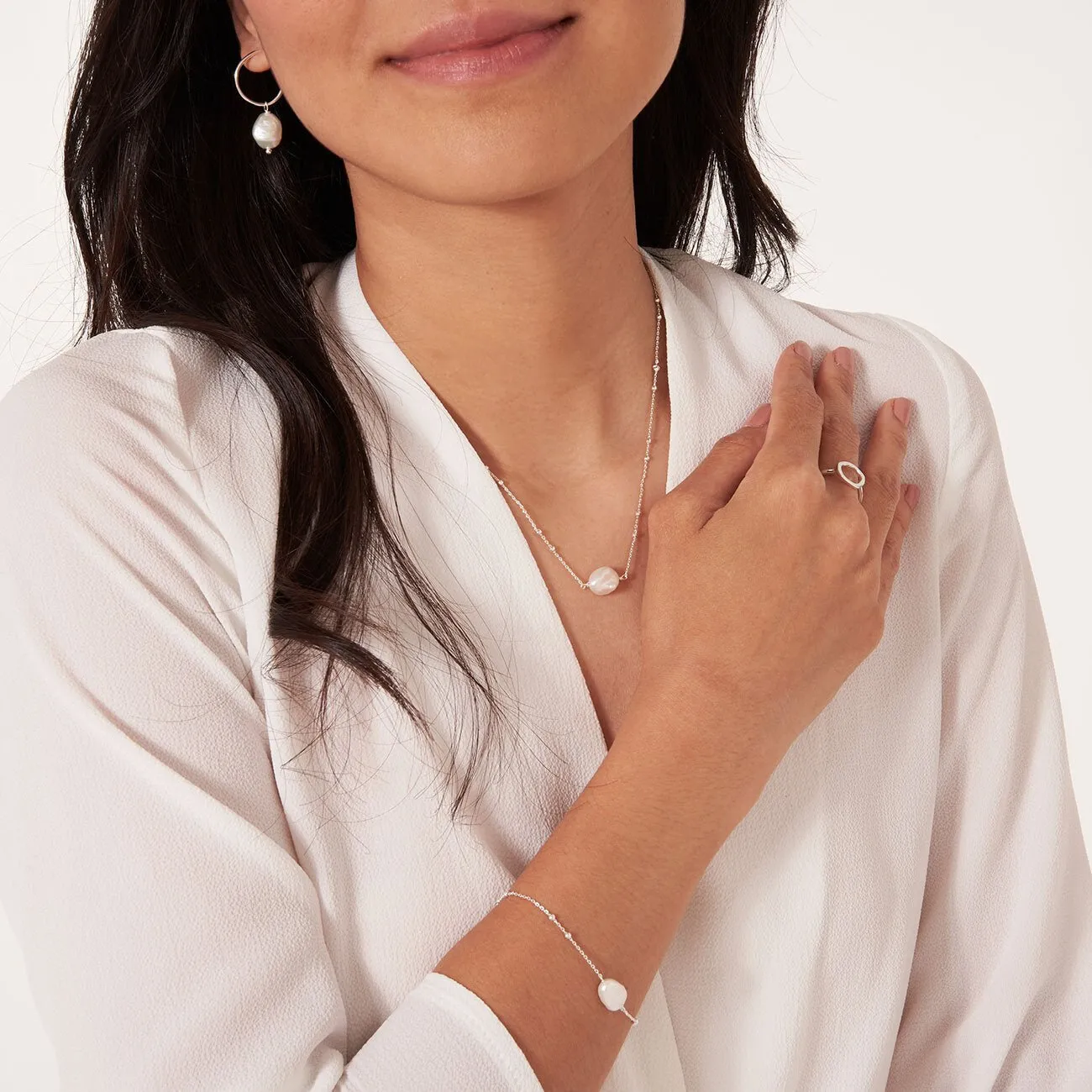 Isla Silver Pearl 18cm   3cm Bracelet 3724
