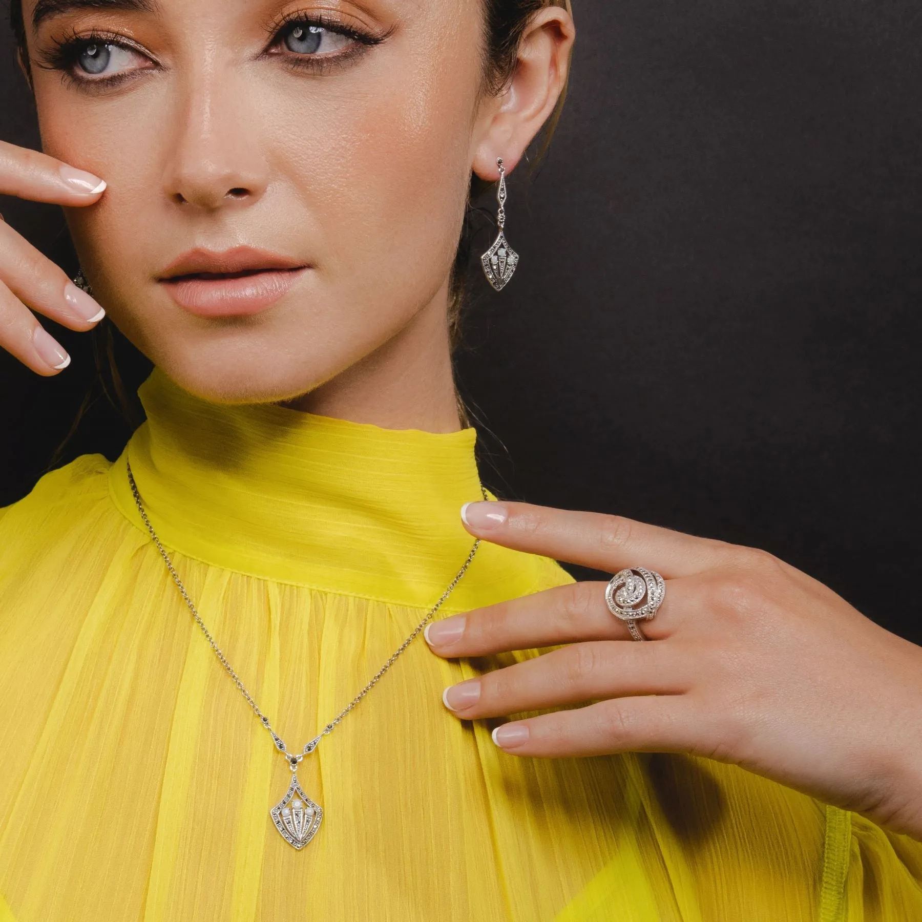 Maracasit Statement Spiral Cocktail Ring in Sterling Silber