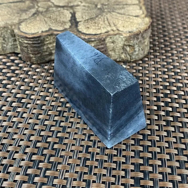 Natural Hetian Jade Rough Nephrite Raw (97g,6.1X3.7X2.6cm)