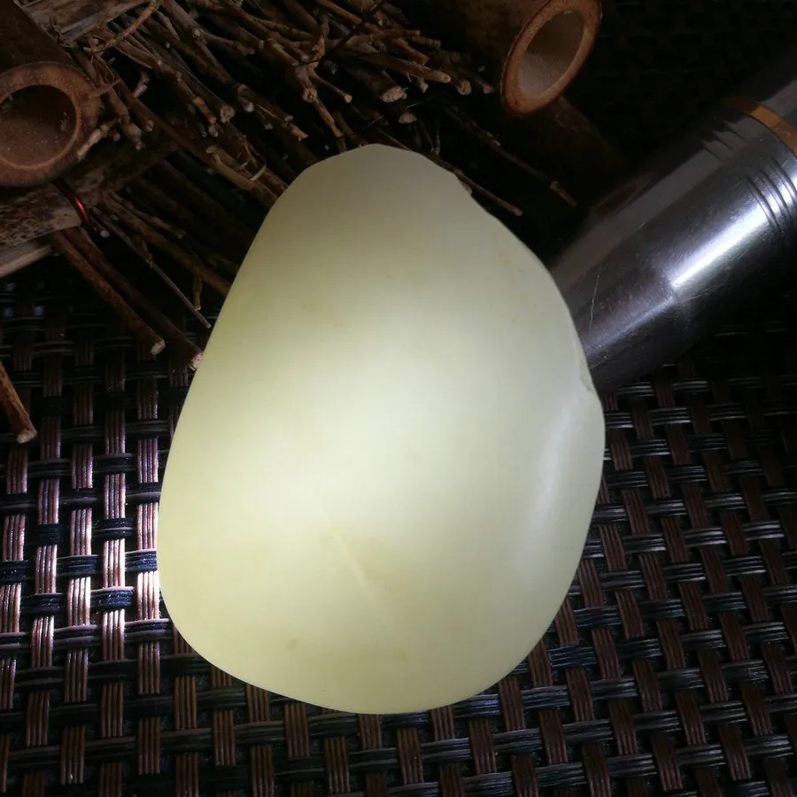 Natural Hetian Jade Rough Nephrite Raw S-(87g,5.9X4.5X1.5cm)