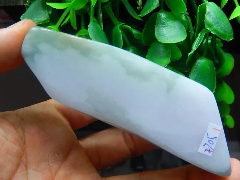 Natural Jade Rough Jadeite Raw (116g, 98X30X16mm)