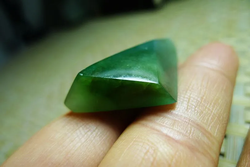 Natural Jade Rough Jadeite Raw (12g,4X2.2X1.1cm)