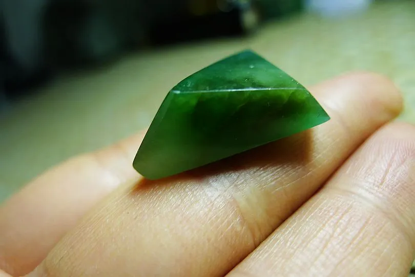 Natural Jade Rough Jadeite Raw (12g,4X2.2X1.1cm)