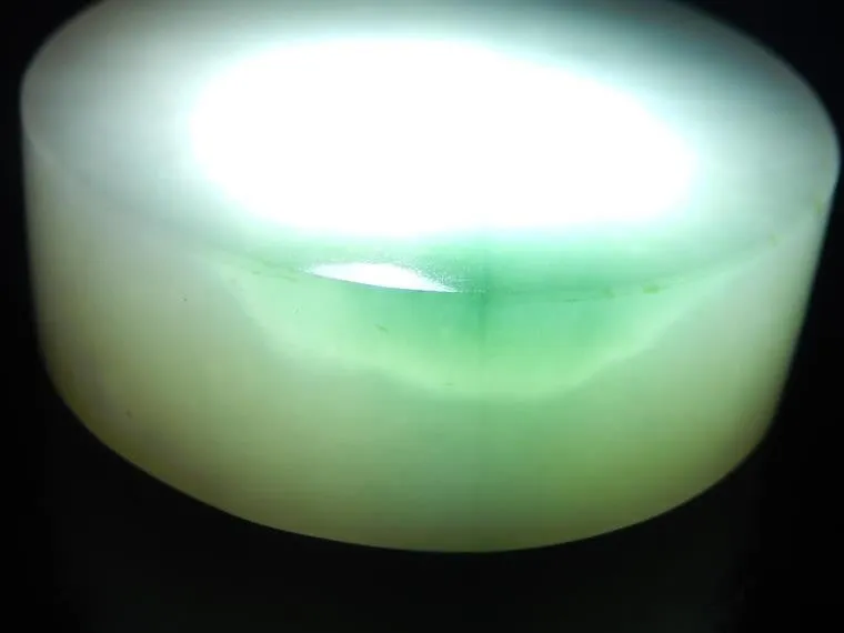 Natural Jade Rough Jadeite Raw (132g, 53X53X18mm)