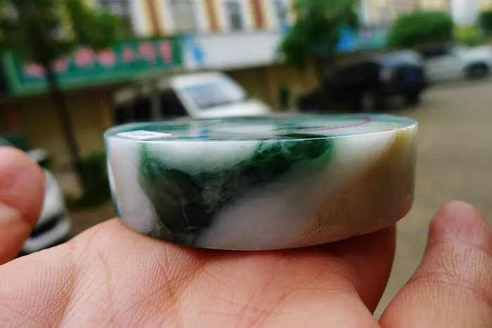 Natural Jade Rough Jadeite Raw (212g,6.9X1.65cm)