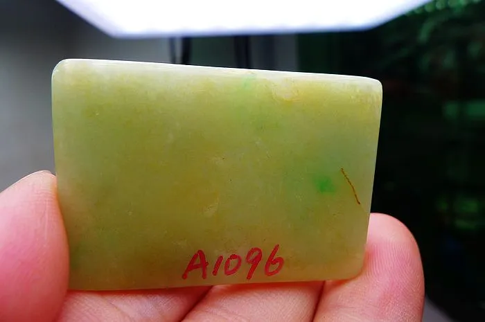 Natural Jade Rough Jadeite Raw (21g,4.4X3.1X0.51cm)