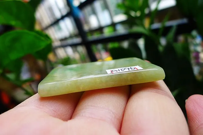 Natural Jade Rough Jadeite Raw (21g,4.4X3.1X0.51cm)