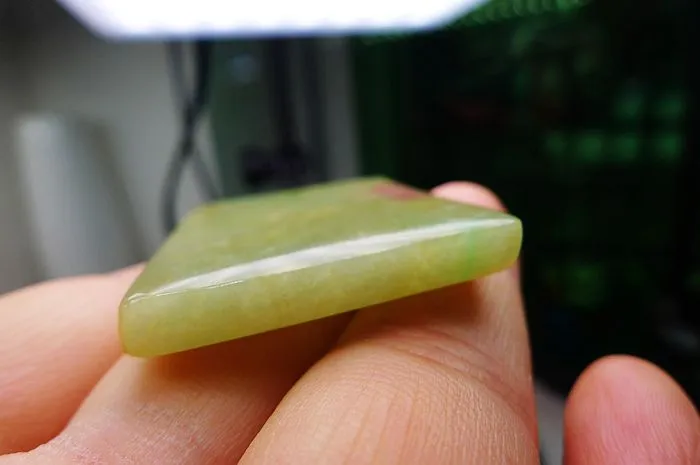 Natural Jade Rough Jadeite Raw (21g,4.4X3.1X0.51cm)