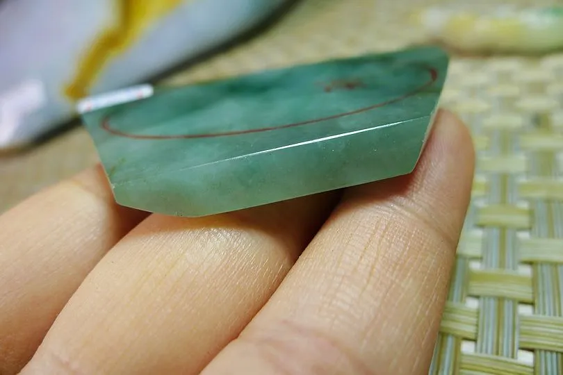 Natural Jade Rough Jadeite Raw (22.6g,6X3X0.4cm)