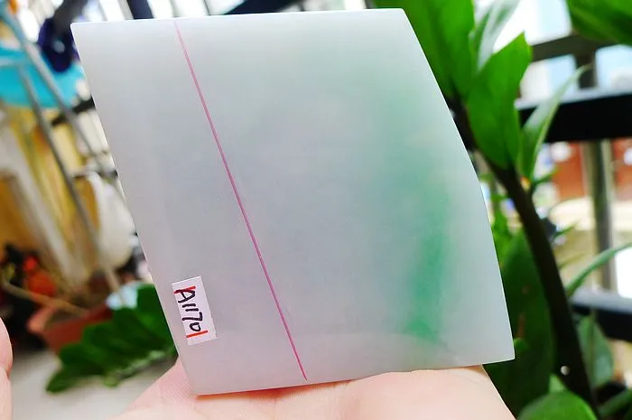 Natural Jade Rough Jadeite Raw (277g,7.8X6.2X3.3cm)