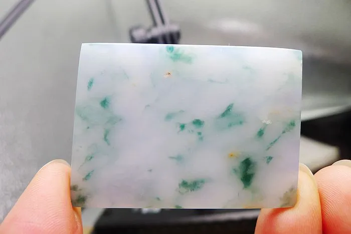 Natural Jade Rough Jadeite Raw (29g,5.1X3.6X0.5cm)