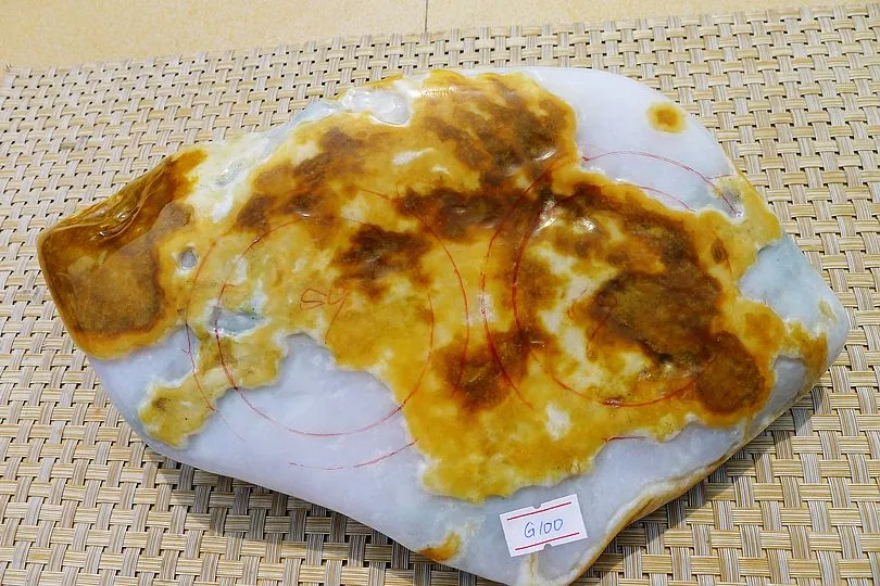 Natural Jade Rough Jadeite Raw (3.1kg,26X14.5X6.8cm)