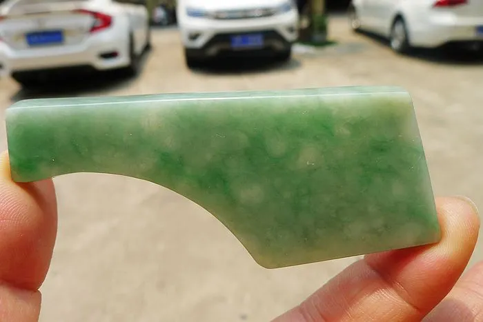 Natural Jade Rough Jadeite Raw (32g,8X3.2X0.55cm)