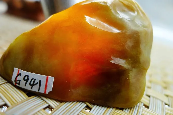 Natural Jade Rough Jadeite Raw (40g,5.1X3.1X1.9cm)
