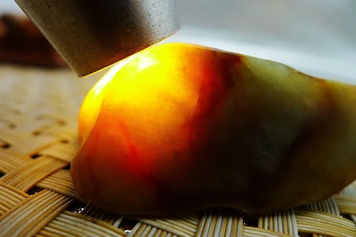 Natural Jade Rough Jadeite Raw (40g,5.1X3.1X1.9cm)