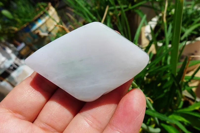 Natural Jade Rough Jadeite Raw (52g,4.5X3.2X1.25cm)