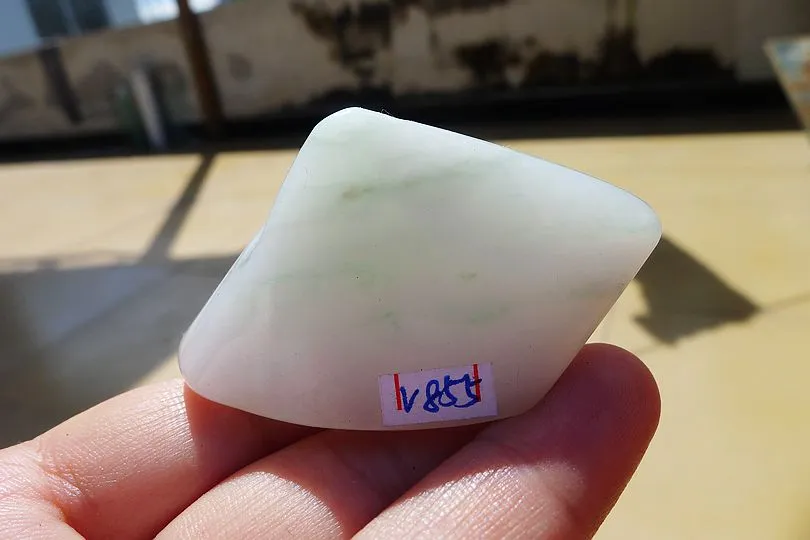 Natural Jade Rough Jadeite Raw (52g,4.5X3.2X1.25cm)
