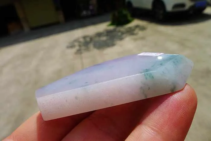 Natural Jade Rough Jadeite Raw (52g,6.2X4.2X0.9cm)