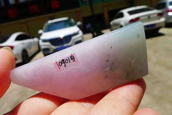 Natural Jade Rough Jadeite Raw (52g,7X2.6X1.1cm)
