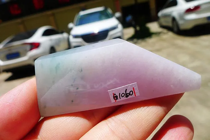 Natural Jade Rough Jadeite Raw (52g,7X2.6X1.1cm)