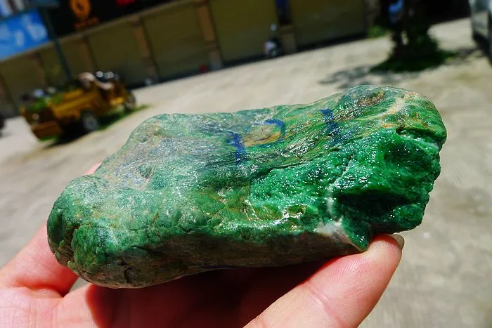 Natural Jade Rough Jadeite Raw (568g,10X8.5X5cm)