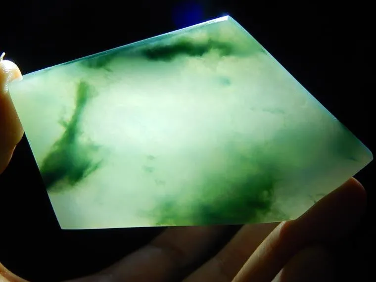 Natural Jade Rough Jadeite Raw (60g, 79X46X6.6mm)