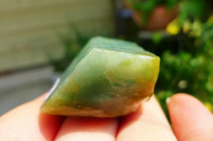 Natural Jade Rough Jadeite Raw (63g,3.9X3.6X2.3cm)