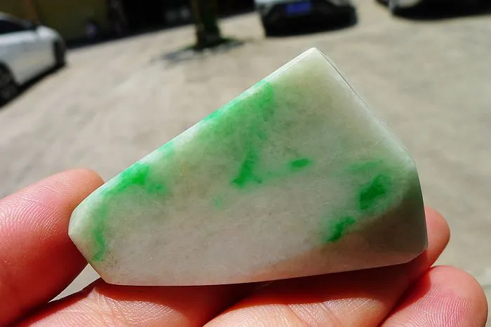 Natural Jade Rough Jadeite Raw (72g,5.8X3.8X1.5cm)