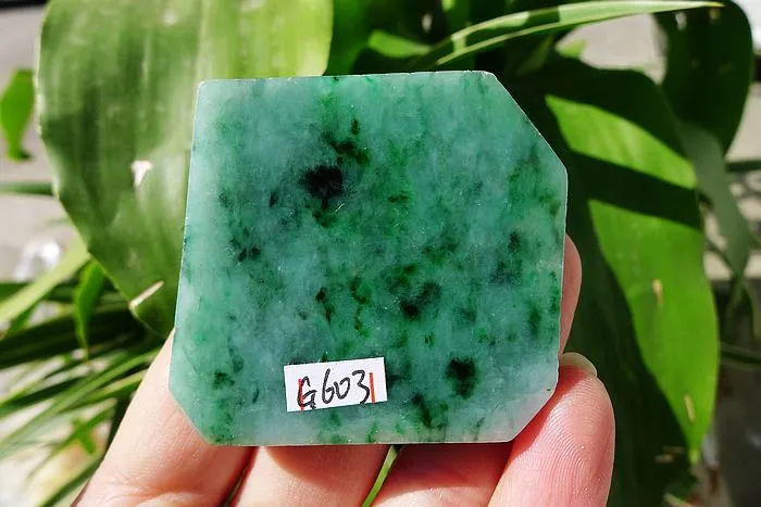 Natural Jade Rough Jadeite Raw (75g,4.7X4.6X1.3cm)