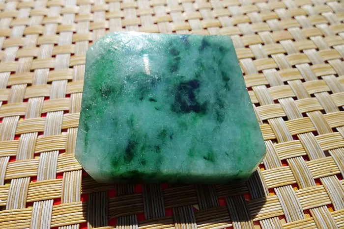 Natural Jade Rough Jadeite Raw (75g,4.7X4.6X1.3cm)