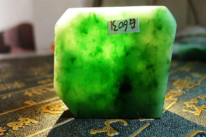 Natural Jade Rough Jadeite Raw (75g,4.7X4.6X1.3cm)