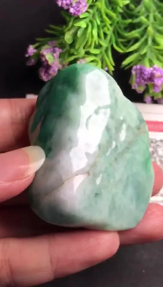 Natural Jade Rough Jadeite Raw (76g,5.0x4.1x2.3cm)-V2813