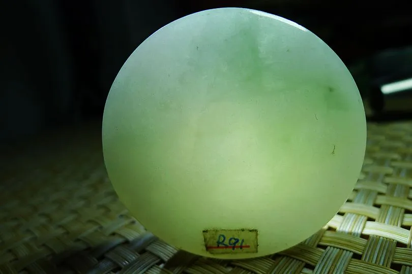 Natural Jade Rough Jadeite Raw (78g,4.8X4.8X1.25cm)